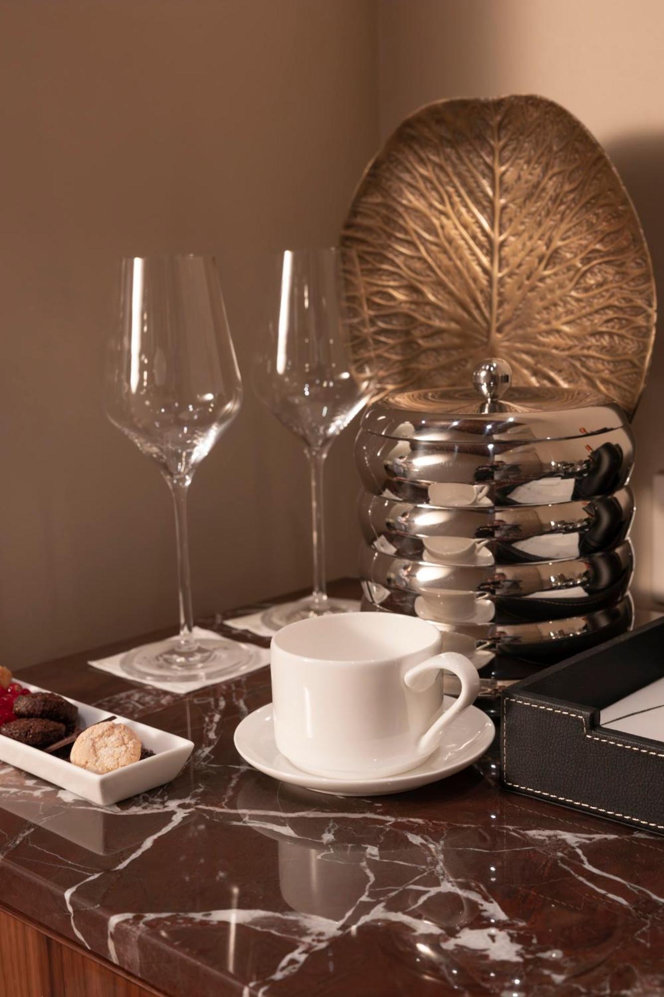 The First Arte - Preferred & Hotel Roma